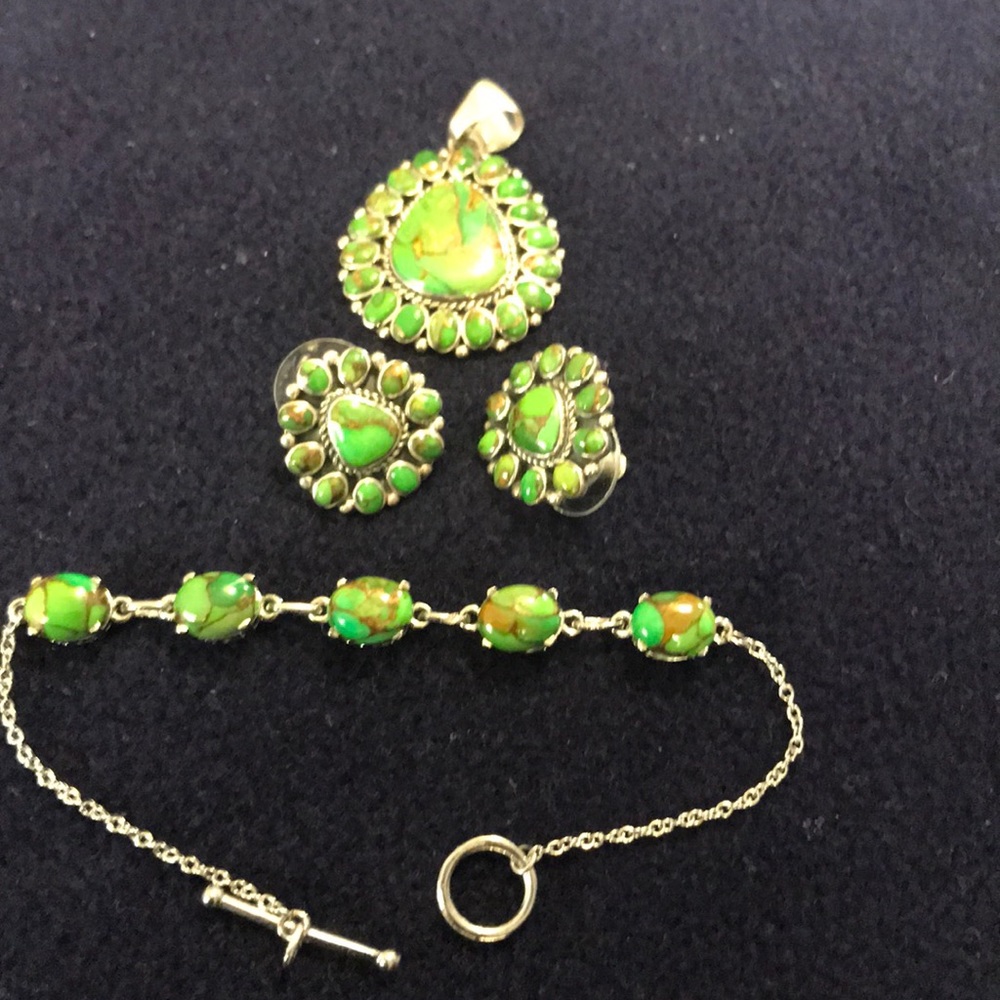 3 piece earrings bracelet necklace set